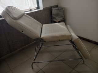 Camilla de estética