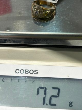 Anillo de oro con CZ