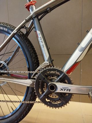 Bicicleta Cube LTD Pro Talla M 26