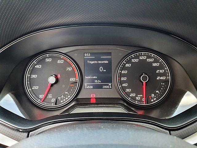 SEAT Ibiza, CARPLAY, climatizador, alerta carril