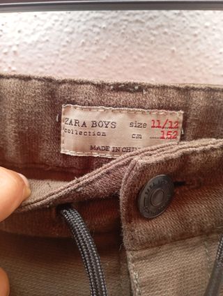 Pantalón verde caqui