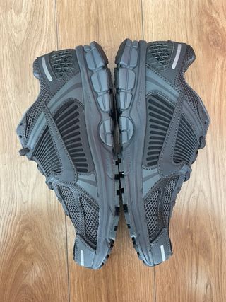 Zapatillas Nike vomero 5
