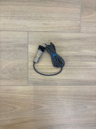 Sensor Fotoeléctrico OMRON E3F2-3L