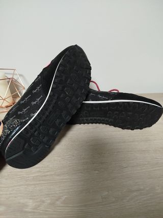 Zapatillas Pepe Jeans Negras y Rosas Talla 40