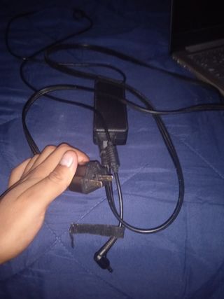 Portátil Lenovo Plata y Negro(leer descripción)