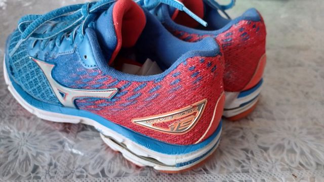 Scarpe Mizuno 38,5 Blu/Rosso