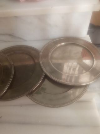 4 Bajoplatos Metálicos Plateados