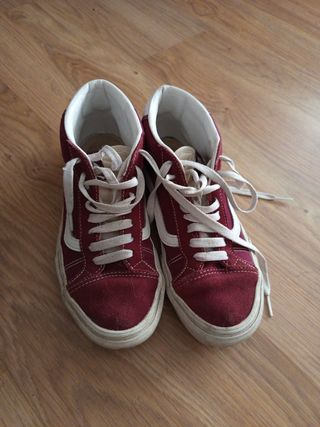 Vans Rojas