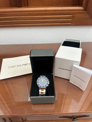 Reloj Emporio Armani 100M Azul/Dorado