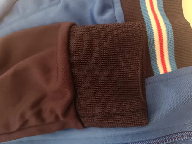 Chaqueta Deportiva Colegio Jesús María Talla 8