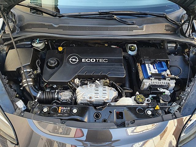 Opel Corsa, climatizador, bluetooth