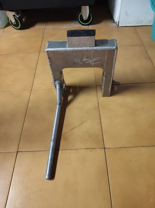 Caballete delantero ByAbe