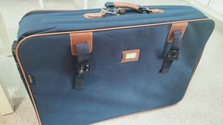 Maleta de viaje azul marino