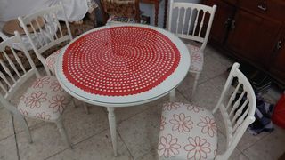 Mesa redonda cristal y 4 sillas comedor