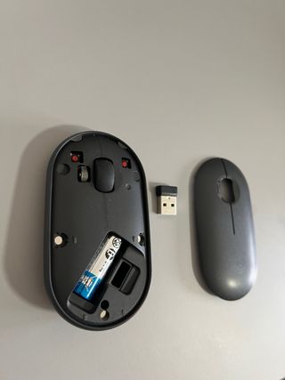 Logitech Pebble M350 Ratón Inalámbrico Gris