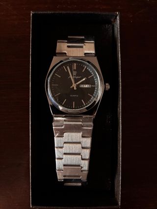 Reloj Poedagar Negro y Plateado