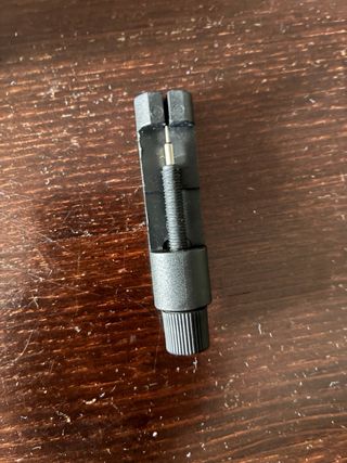 Reloj Poedagar Negro y Plateado