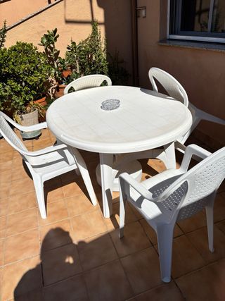 Mesa y 4 Sillas Terraza Plástico Blanco