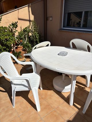 Mesa y 4 Sillas Terraza Plástico Blanco