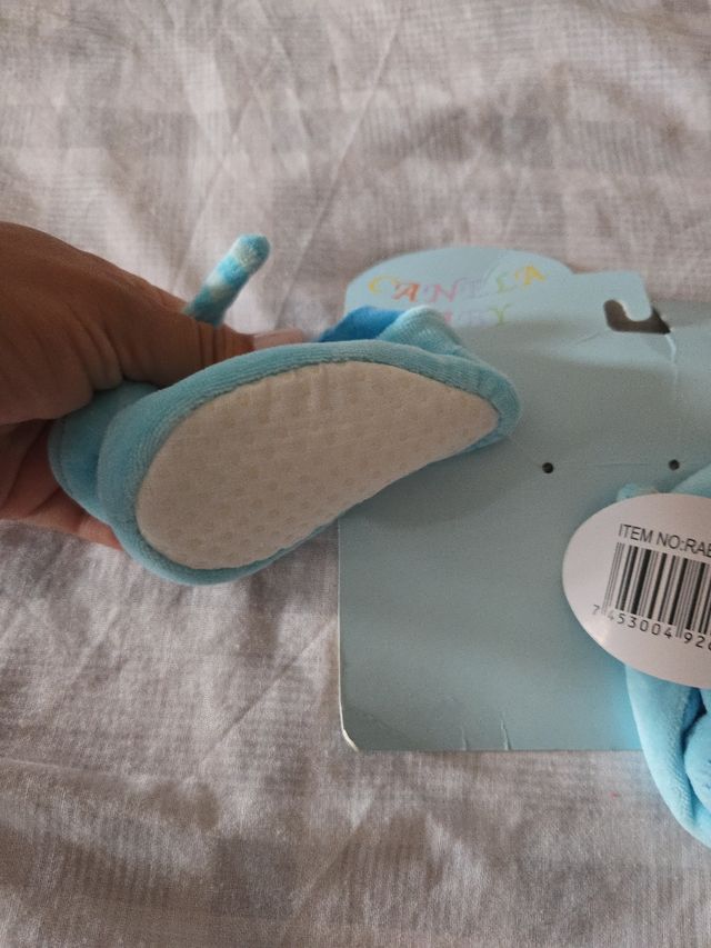 Zapatitos de bebé azul