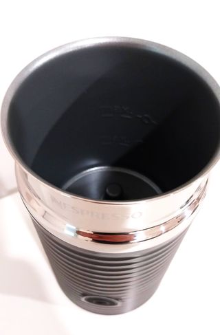NESPRESSO AEROCCINO  Espumador eléctrico de lec