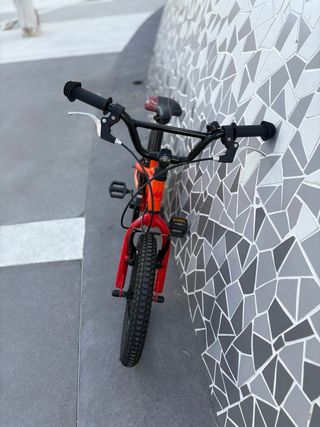 Bici infantil Monty 103 naranja + casco+ruedines

