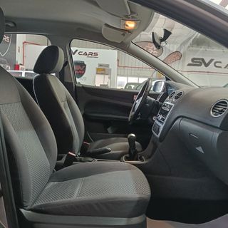 Ford Focus 1.6 100 CV. Con sólo 100.500 kms.