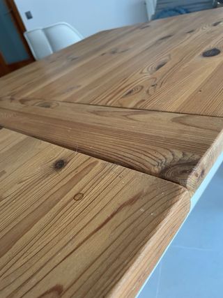 Mesa de comedor extensible de madera