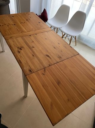 Mesa de comedor extensible de madera