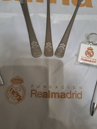 Lote Real Madrid: Bolsa, Cubiertos y Bolígrafos