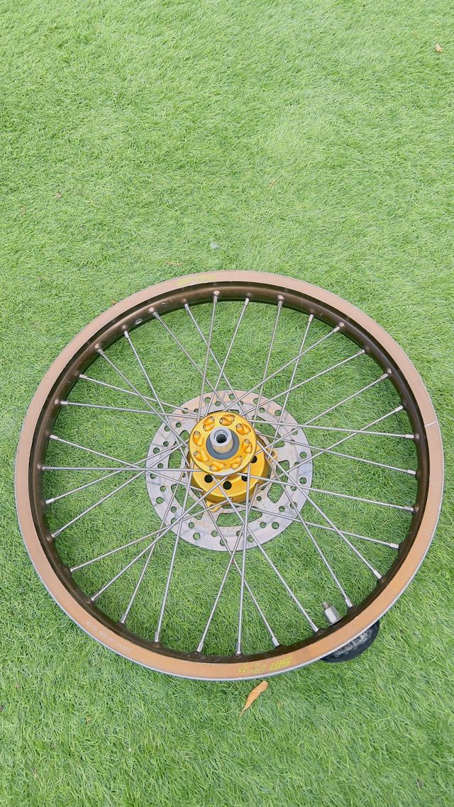 Ruedas Yamaha YZ 85 SM Pro buje talon