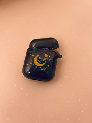 Funda AirPods Luna y Fases Doradas