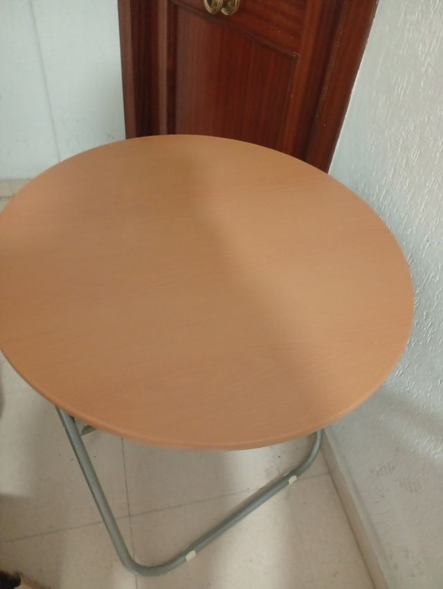Mesa redonda plegable madera y metal