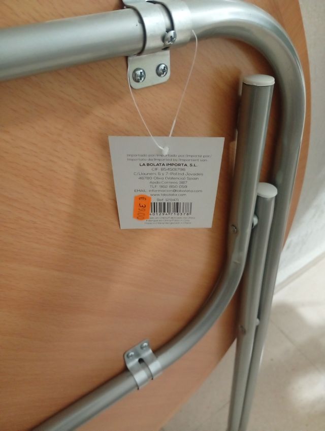 Mesa redonda plegable madera y metal