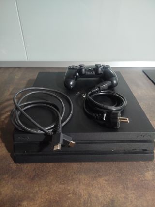 Consola PS4 Pro + Mando Negro