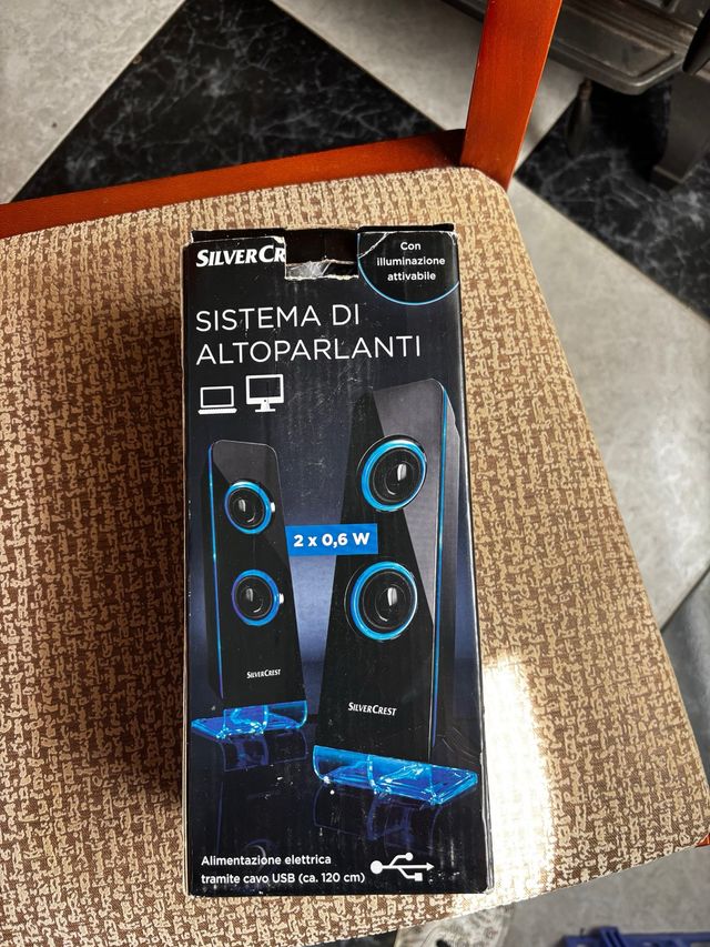 Altavoces SilverCrest con iluminación