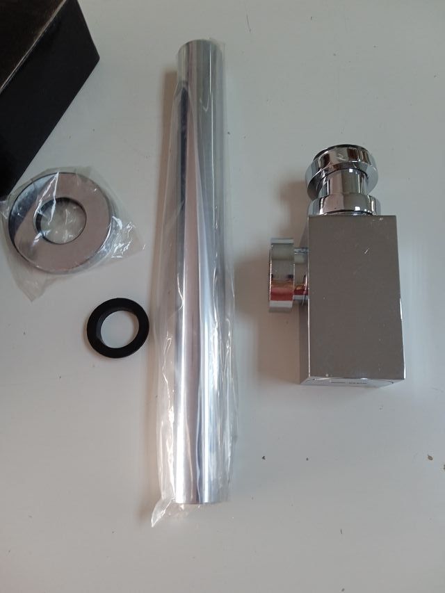 CH052 - Sifón lavabo cromo