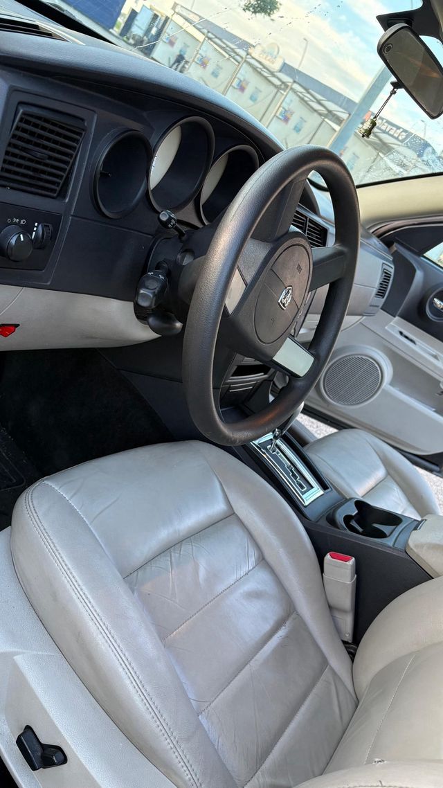 Dodge Charger 3.5 V6 – Año 2007