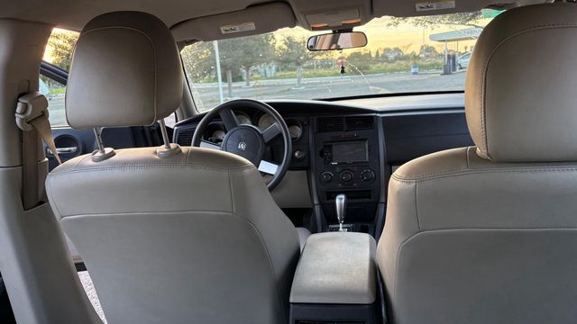 Dodge Charger 3.5 V6 – Año 2007