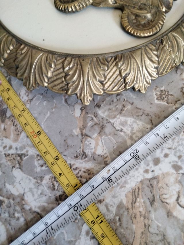 Lampada da parete per auto in bronzo antico o simile.