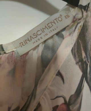 Vestito Rinascimento floreale