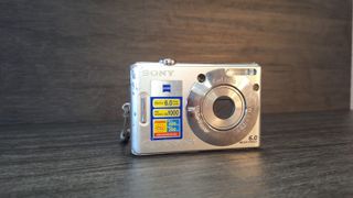 Sony Cybershot DSC-W30 Cámara Digital 6MP Plata