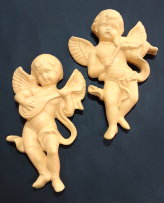 Ángeles de resina para colgar