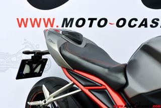 TRIUMPH STREET TRIPLE 765 RS