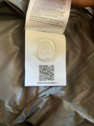 Moncler (Abrigo,Pufer,Jacket)
