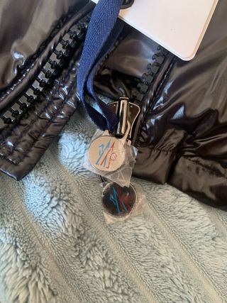 Moncler (Abrigo,Pufer,Jacket)
