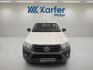 Toyota Hilux 2.4 D-4D Cabina Doble GX