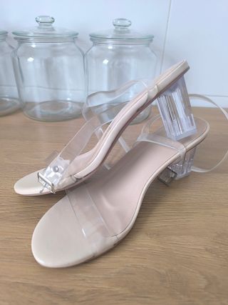 Zapatos Beige Transparentes