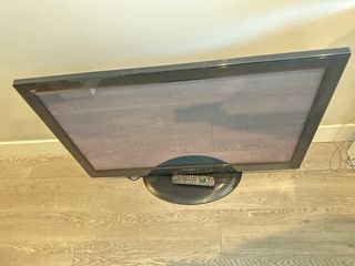 TV Panasonic 40” full HD con mando