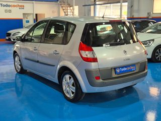 Renault Scénic CONFORT AUTHENTIQUE 1.5DCI100